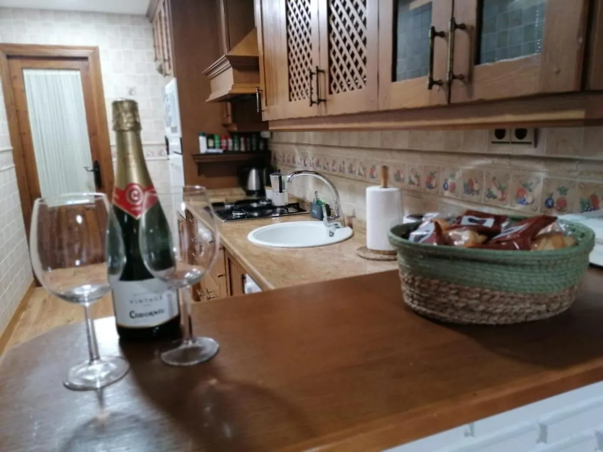 Spacious Apartment Armilla 0*,  España